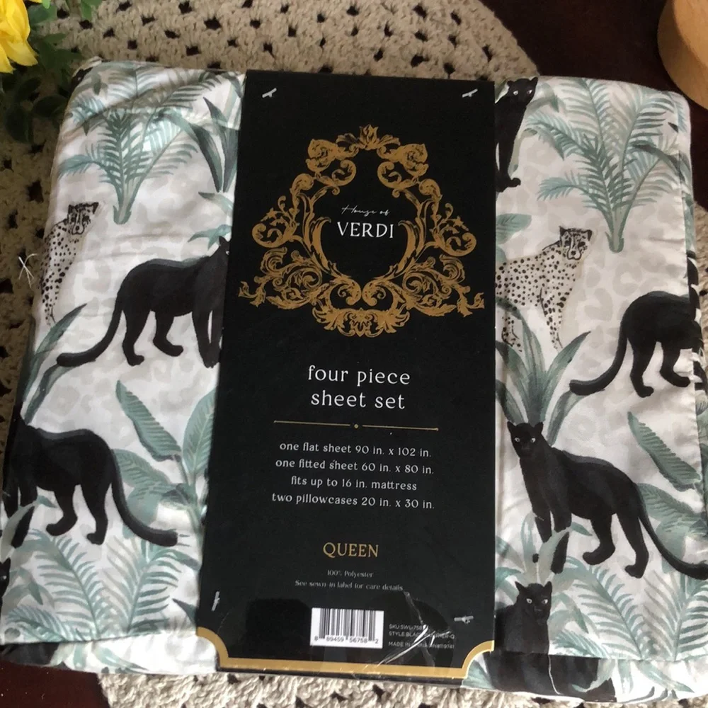 House of Verdi QUEEN Four-Piece JUNGLE Safari Sheet Set